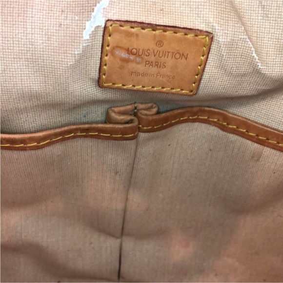 ⭐️SALE⭐️$450 ❣️Louis Vuitton❣️monogram Troville w/bonus gift - Picture 11 of 12